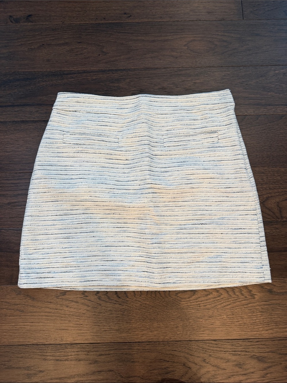 LOFT Textured Tweed Mini Skirt Cream Blue Striped Lined Size 8 - C30-098